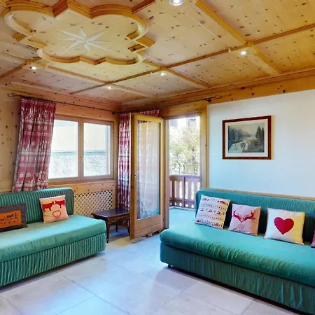 Ludains 4 Apartment *